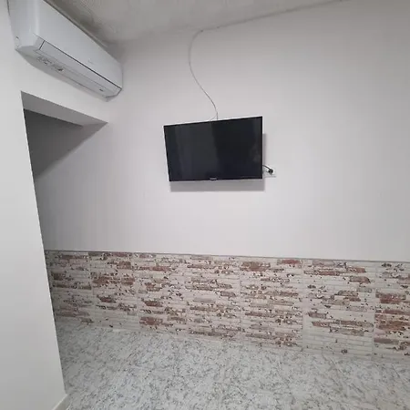 Apartamentos Alicante Apartment *
